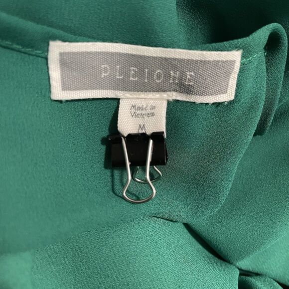 PLEIONE Blouse V-Neck Lantern Sleeve Shirt Green Womens Medium Flowy Boho Ruffle - Picture 9 of 10